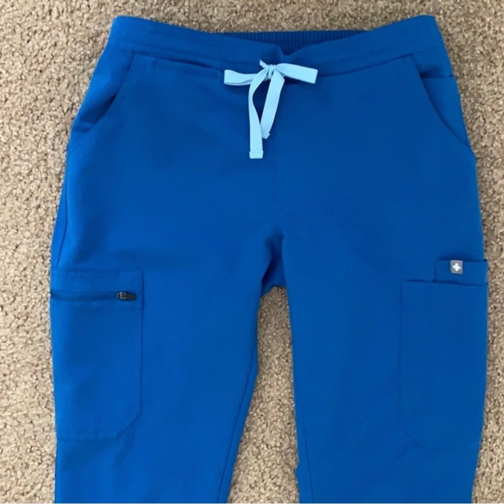 FIGS yola scrub pants- Royal Blue